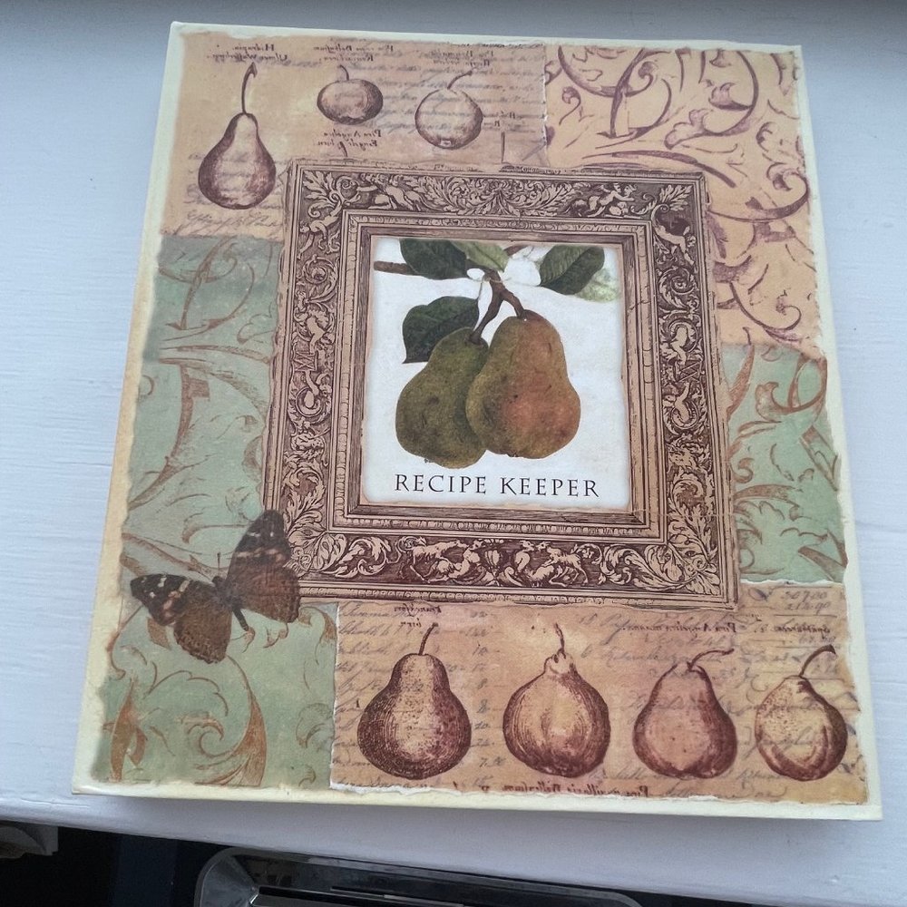 New Seasons Recipe Keeper Hardcover Binder with Magnets and Notepad